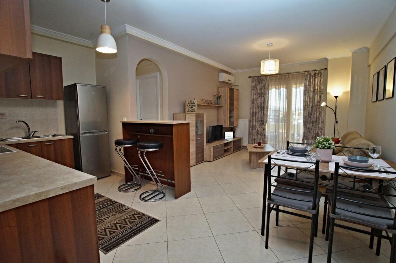 Charming Apartment Near Athens Center And The Sea Buitenkant foto