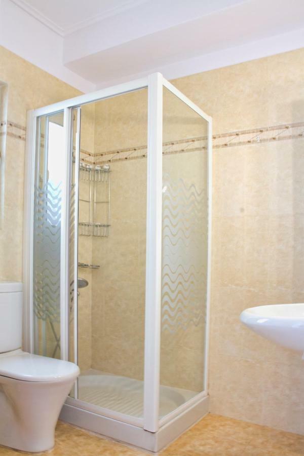 Charming Apartment Near Athens Center And The Sea Buitenkant foto